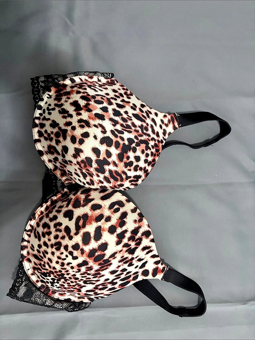 Leopard Print Bra 38DDD Like New